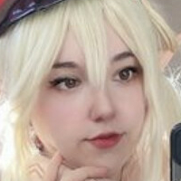Sen Cosplay Çıplak