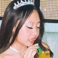 Serina Xiong Çıplak