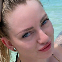 Sinead Bales Çıplak