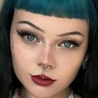 Strawberrimai Çıplak