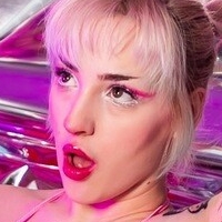 Strawbunnyx0x0 Çıplak