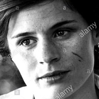 Suzanna Hamilton Çıplak