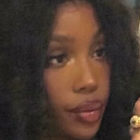 SZA | Solana Rowe Çıplak