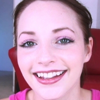 Tabetha Çıplak
