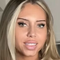 Taylor Peach Xo Çıplak