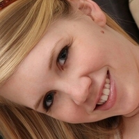 Taylor True Çıplak