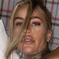 Terri Altar Çıplak