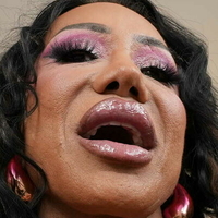 theoneandonlyavadevine Çıplak