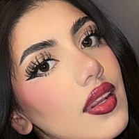 tupatronawe08 Çıplak