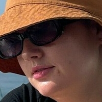 urbabelily Çıplak