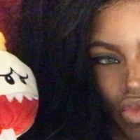 user1937926397 Çıplak