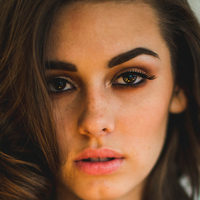 Victoria Toland Çıplak