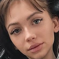 Viktoria Krause Çıplak