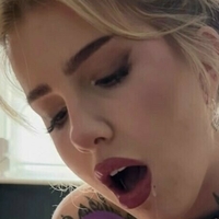 Vipaige Çıplak