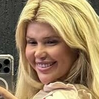 Viviane Bardeson Çıplak