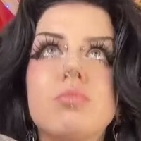 yeahimcaroline Çıplak