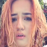 yourgirlneens Çıplak