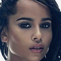 Zoë Kravitz Çıplak